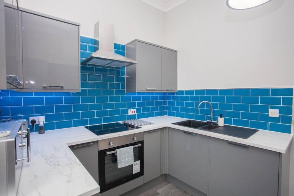 The Warwick Apartment Greenock Eksteriør billede