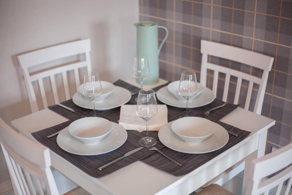 The Warwick Apartment Greenock Eksteriør billede